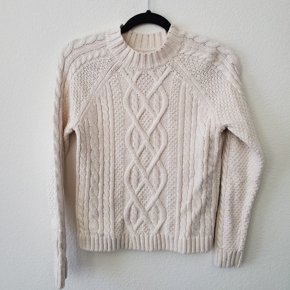 Abercrombie Cable Crew Sweater